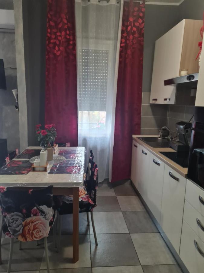 Petalo Rosso Apartman Pegognaga Kültér fotó